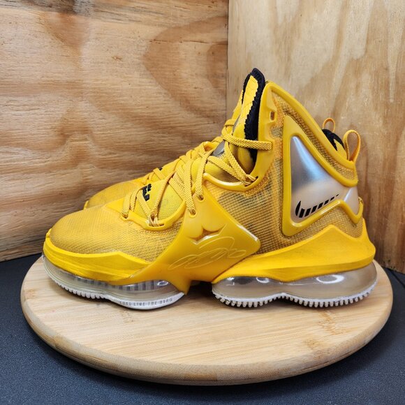 Nike LeBron James 19 Hard Hat Yellow Gold Basketball Shoes Sneakers - Picture 5 of 11